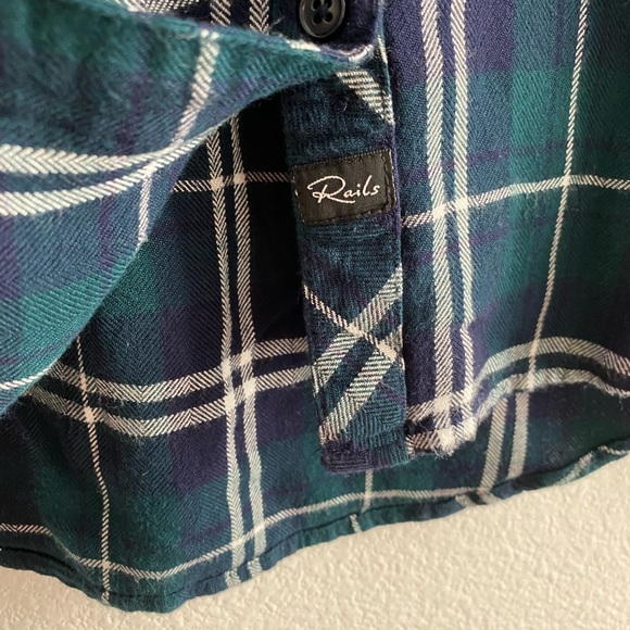Rails Hunter Plaid Button Down Forest Navy Top - Picture 4 of 8